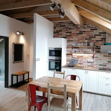 Apartmany Okrouhla โนวีบอร์ ภายนอก รูปภาพ