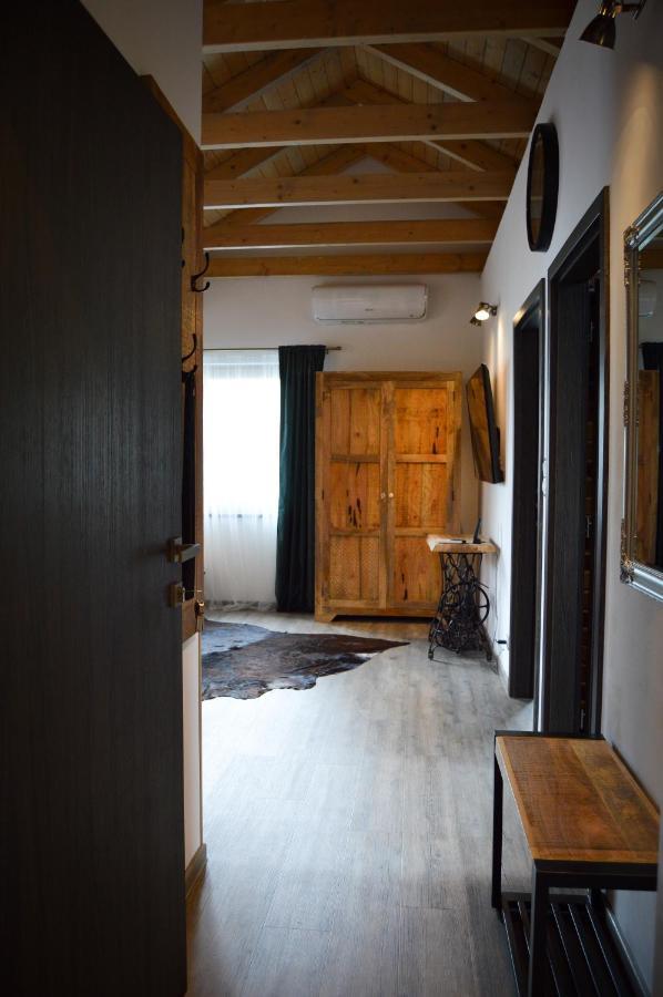 Apartmany Okrouhla โนวีบอร์ ภายนอก รูปภาพ