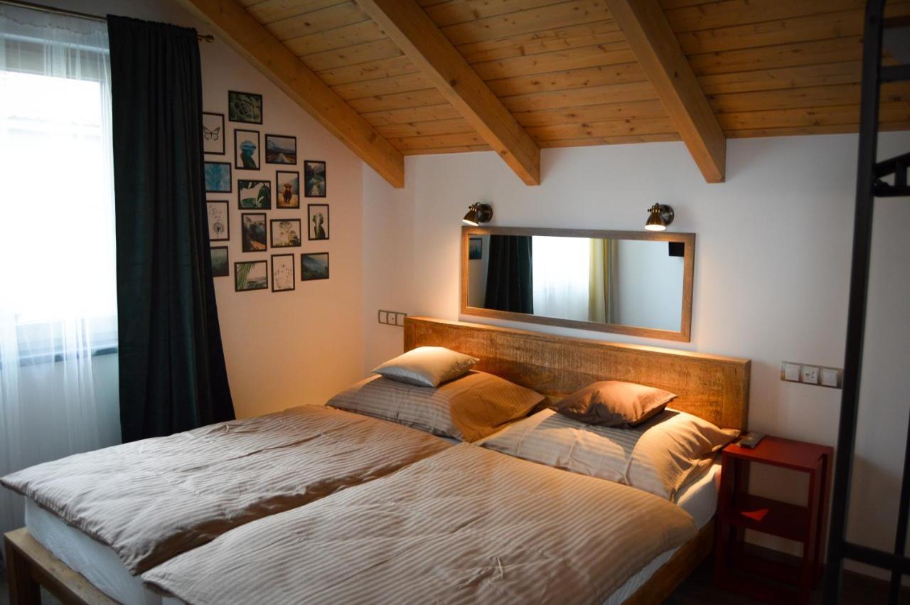 Apartmany Okrouhla โนวีบอร์ ภายนอก รูปภาพ
